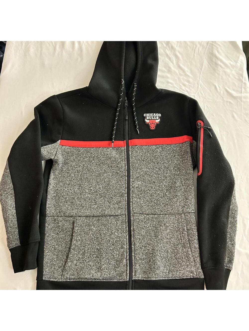 Chicago Bulls NBA Zip Up Sweater Jacket Men’s size small